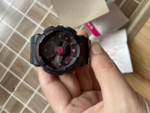 卡西欧手表baby-g ba-111-1a黑色 粉色 在商场