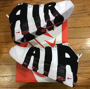 nike皮蓬大air熊猫黑白复古篮球鞋,系列最经典