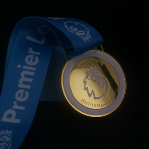 1718,2021赛季曼城英超冠军奖牌.