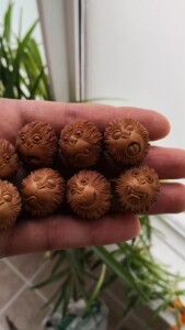 纯手工雕刻猴脸 猴头核桃手串 一颗的价格 可做佩珠配饰