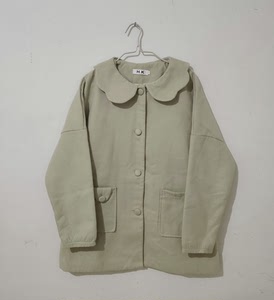 鸭蛋绿娃娃领荷叶边风衣,m码,夹棉!