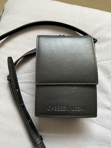 卡宾牛皮男包