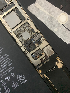ipad主板 维修 硬解id 无法激活 换屏 扩容 不开机
