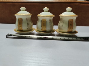 潮州陶瓷景德镇烫金印字佛前供水杯小号，3套一起不单出，小号的