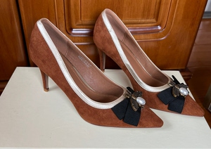 000人付款淘宝温州3c多蕾妮女鞋,37码,超纤皮面,顺丰包邮不议价售出不