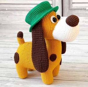 钩针毛线玩偶小狗布鲁诺(英文),懂钩针基础懂看外文的请拍,没