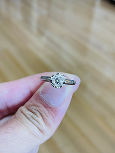 000人付款淘宝周大生52分皇冠钻戒 love100百面切工 de siyhfyhfyhf