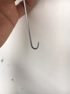 1钢丝手工冷弯制,钩形好上口不易脱钩,可钓一斤以下鳝鱼