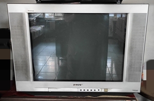 sony索尼电视机,贵翔纯平crt,kv-ls29t99