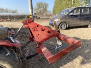 小型胡萝卜收获机