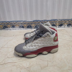 aj13基德红白灰 37.5码 六成新  已验过毒 鞋多穿不