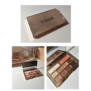 安利雅姿彩妆眼影盘