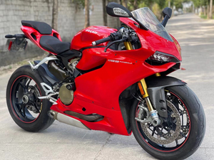 杜卡迪1199s跑车摩托车非大贸本田川崎铃木雅马哈宝马哈雷贝