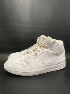 5码耐克nikeaj1纯白高帮休闲篮球鞋 鞋头