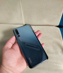 华为荣耀魔术2 magic2 麒麟980 强悍性能