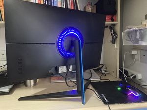 松人240e显示器支持原生4k 60hz