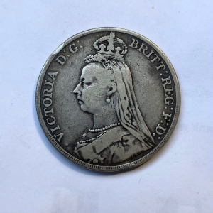 1889英国 维多利亚女王 高冠 马剑 大银币