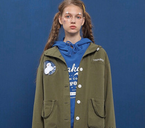 出塔卡沙绿色外套