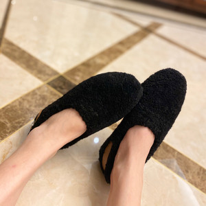 正品tooks图卡皮毛一体女鞋单鞋 只穿过一次 购于北京s