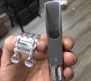 萨克斯笛头剑星