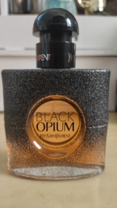 ysl杨树林圣罗兰黑鸦片花之怒香水30ml,余量如图,正品