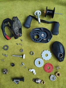 达瓦黑蜘蛛100原装配件达亿瓦拆机t规中框五星齿轮箱盖锁片包