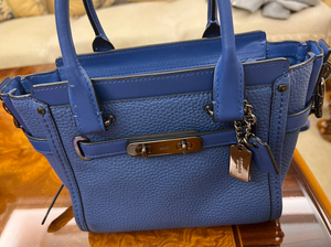 000人付款淘宝蔻驰coachswagger27蓝色手提肩挎两用包,9新,钟尹妹