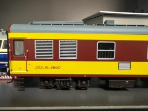 n27火车模型 kd25g 空调发电车.全新无瑕疵顺丰到付!