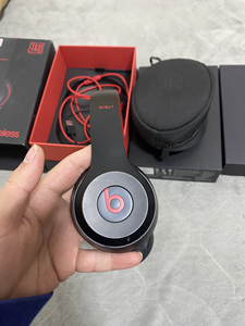beats solo3 wireless 黑红十周年98-9