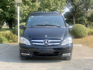 新到2015年奔驰威霆122,3.0v6,高顶,全隔断,这个