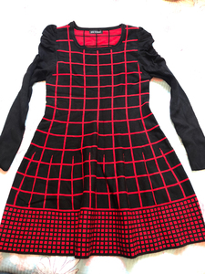 中长款长袖时尚百搭修身显瘦连衣裙黑红格子针织打底衫女士韩版小