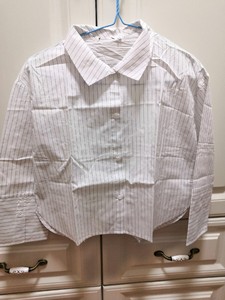 小太平鸟童装，全棉衬衫，全新剪标，尺码130/60有两件，1