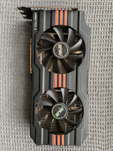 华硕r9200显卡,实际上是r9 280x 显卡 一代卡皇双