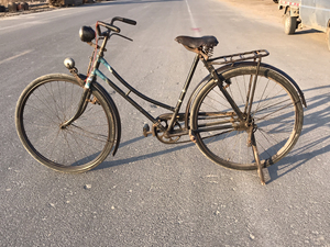 钻石自行车,50年代初原东德进口到中国的自行车是当时是世界名