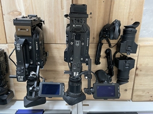 索尼pxw-fs7m2 4k摄像机功能正常成色如图,配件手柄