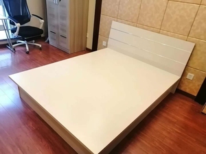 单双人床   床垫  床头柜  衣柜  双人床1.5米×1.