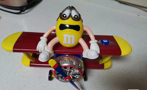 mm豆玩具m豆飞机,豆人敲鼓基本功能正常!正品两个一起150