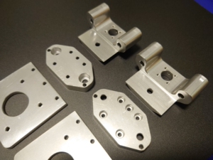 机结构件飞控铝合金外壳图传金属定制精密机械silence知足同款货