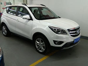 全新长安cs35手动豪华版,刚上牌,几十公里,新车二手价.