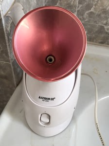 金稻蒸脸器,型号kd2331 热喷的