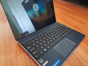 华硕平板电脑型号t100chi,10.1寸屏幕,2g运行内存