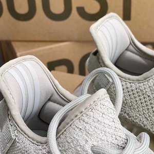 yezzy350芝麻灰细节实拍(勿拍)