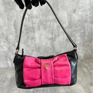 prada黑粉拼色蝴蝶结金扣腋下包麻将包正品中古包