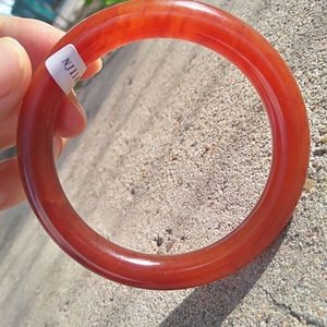 【血丝纹】天然高货浓郁血丝纹金丝玉圆条手镯圈口54—56