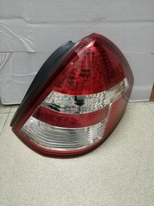 适用于日产颐达后尾灯半总成后尾灯罩后尾盖子后大灯后转向灯原厂