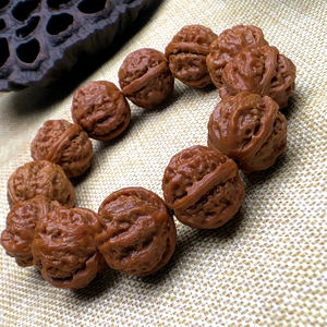 燕山龙脊背,文玩核桃手串野核桃手串,边2.3肚2.2高2.