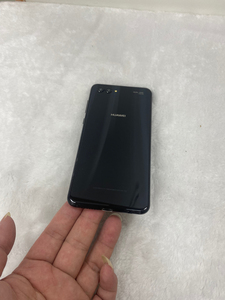 二手手机华为nova2s,6 64g银灰色,没有功能问题,没