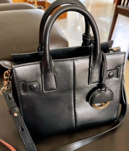 丹尼爱特真皮包包,八成新