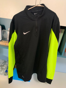 踢球绝配 耐克 精英训练 款 绝版 drifit面料 踢球绝