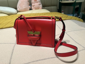 lucky77family淘宝loewe/罗意威 gate马鞍包蝴蝶结三角包字母宽肩带